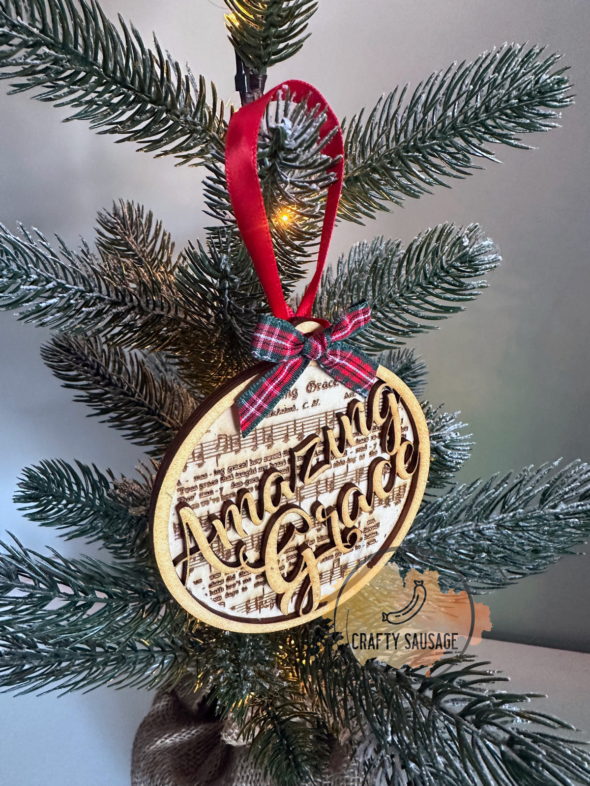 Amazing Grace Bauble – Layered Sheet Music & Lyrics Christmas Ornament – Inspirational Keepsake Gift